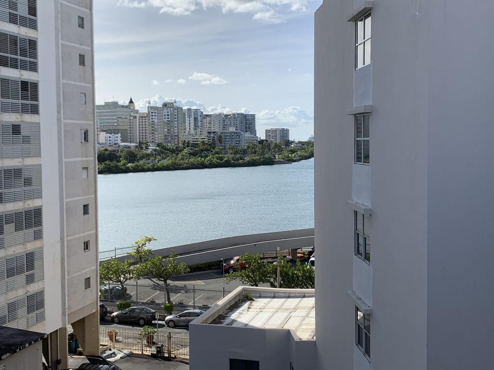 Canario Lagoon Hotel Hotel in San Juan