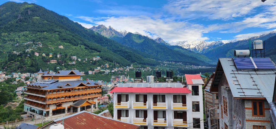 New Himalayan Cottage Hotel in Himachal Pradesh