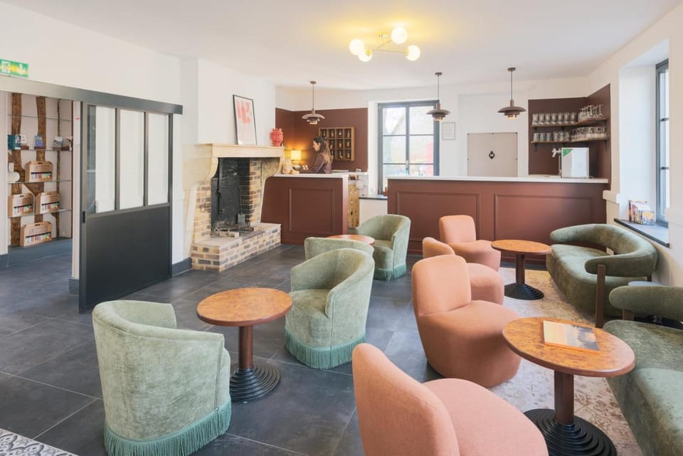 Logis Hostellerie la Chaumiere Hotel in Bourgogne-Franche-Comté