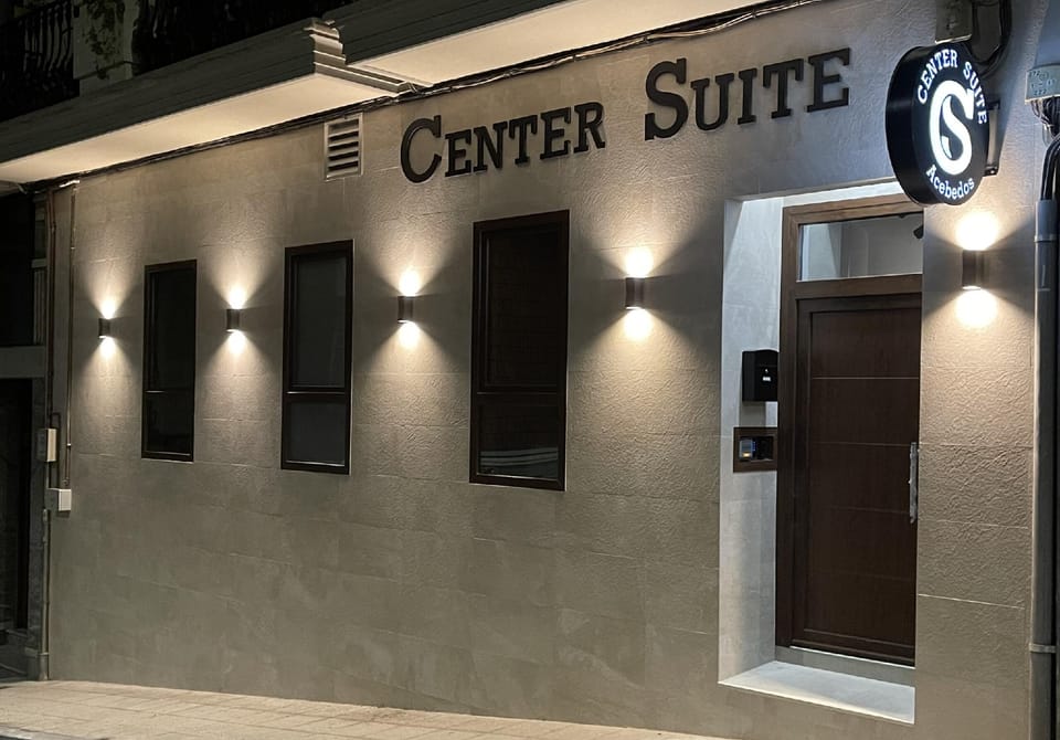 Center Suite Acebedos Hotel in Santander