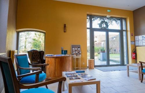 LOGIS-Hotel-Restaurant La Gentilhommiere Hotel in Hauts-de-France