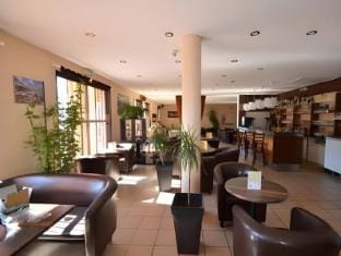 Coffee shop