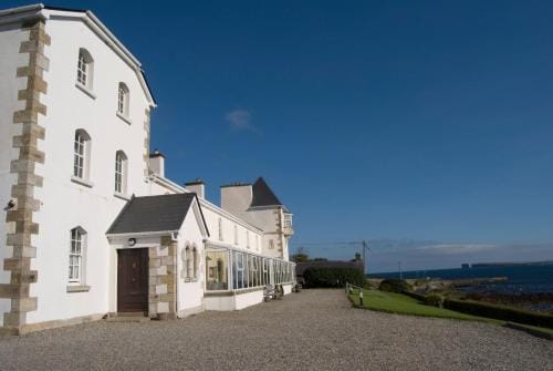 Stella Maris Shore House Hotel in County Mayo