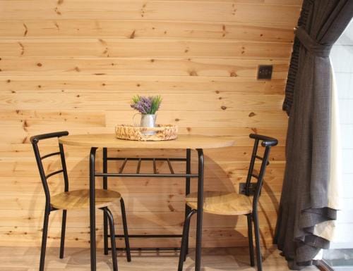 Sea Crest Pods Rossnowlagh Lodge in County Donegal