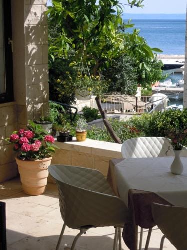 Riva Brela Hotel in Brela