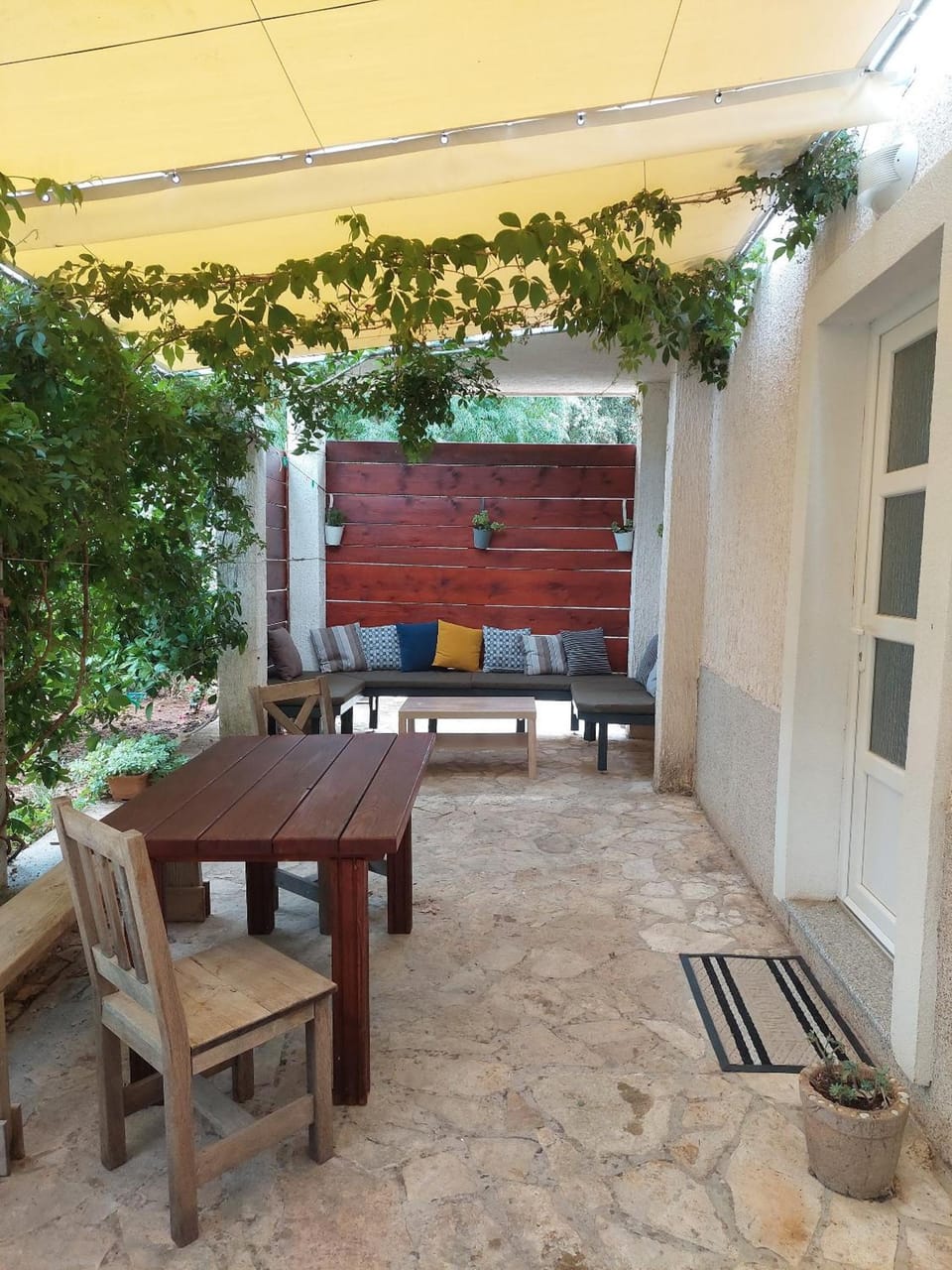 Apartments Paula Hotel in Tisno