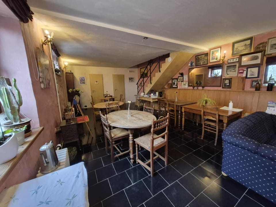 B&B Le Relais de Charlinette Hotel in Wallonia, Belgium