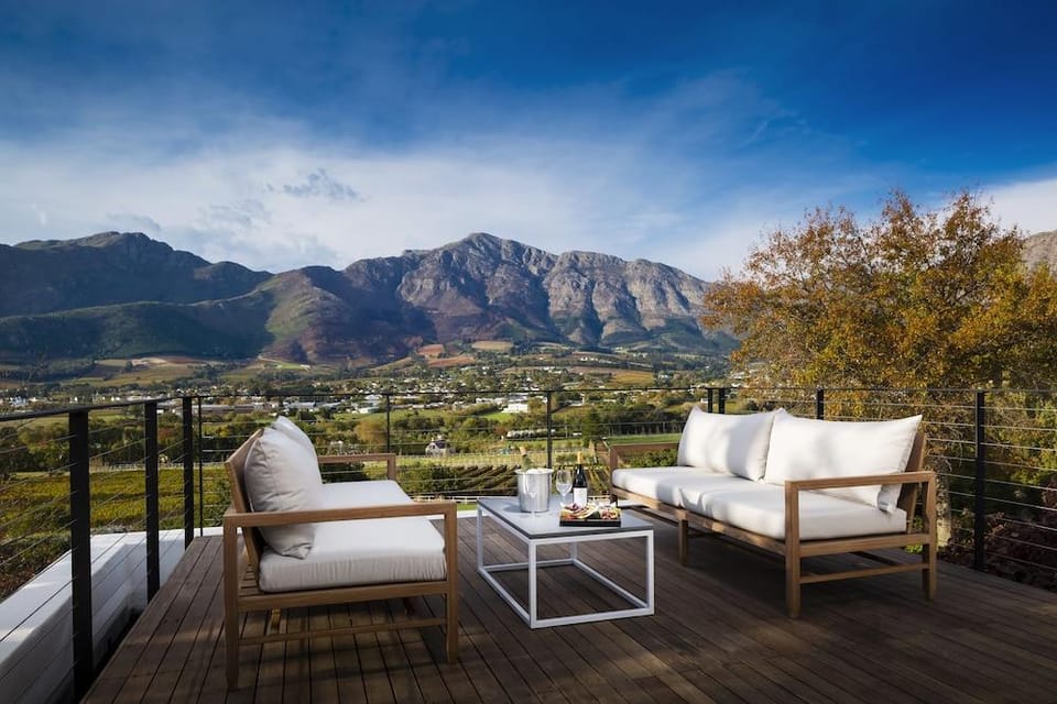 MONT ROCHELLE AND MOUNTAIN VINYARDS Hotel in Franschhoek