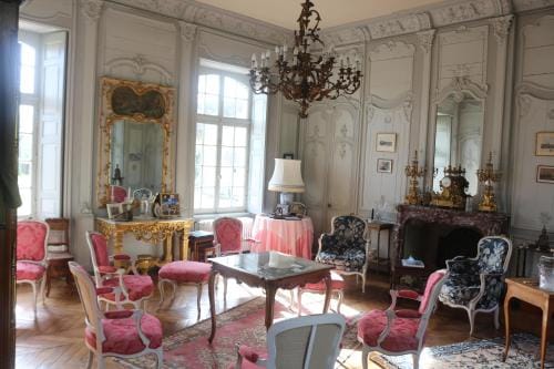 Chateau de Grandval - Sainte Mere Eglise Hotel in Normandy