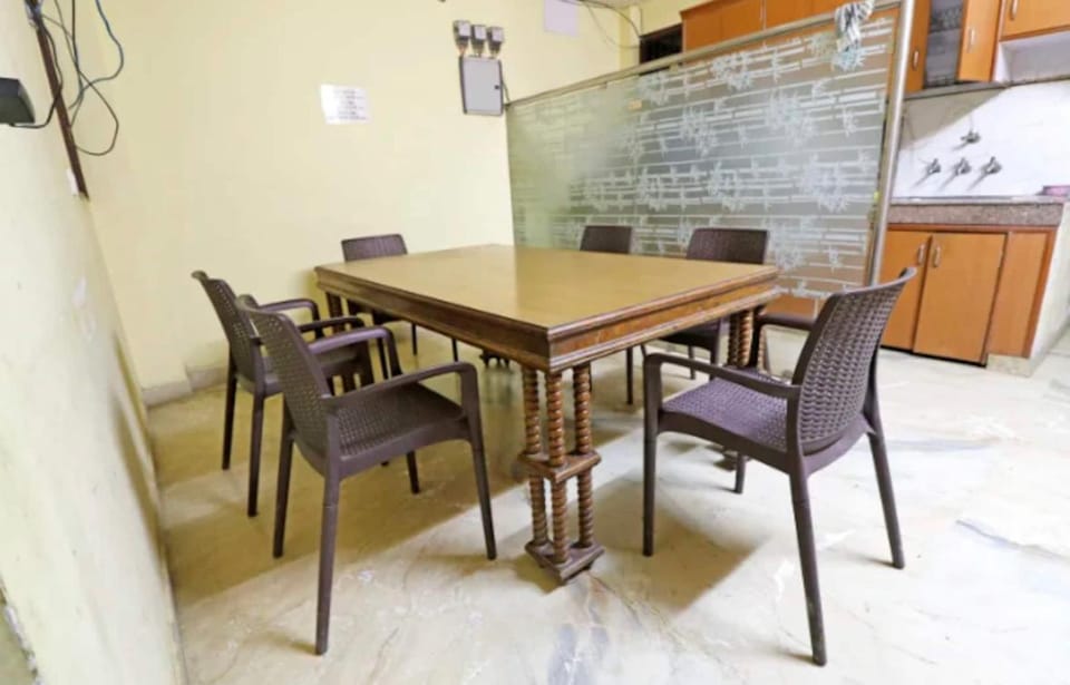 SSS Group Hotel 🏨  Hotel in New Delhi