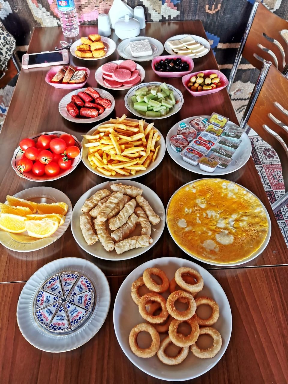 Falcon Cave Suites Hotel in Turkey