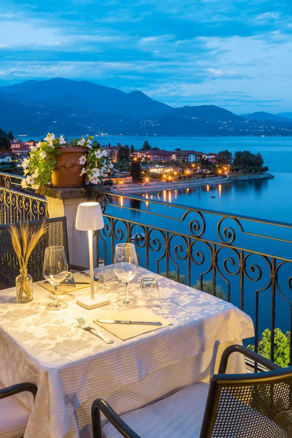 Hotel La Rondinella Hotel in Cannero Riviera