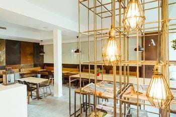 Atypik Hôtel - Urban Style Hotel in Mairie de Clichy - Métro