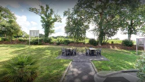 ENZO HOTELS QUIMPERLE By KYRIAD DIRECT Hotel in Finistere