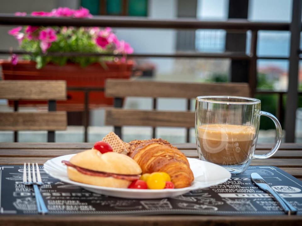 Buongiorno! Premium Hotel in Burgas Province