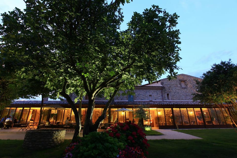 Hotel & Restaurants - Maison Chabran Hotel in Provence-Alpes-Côte d'Azur