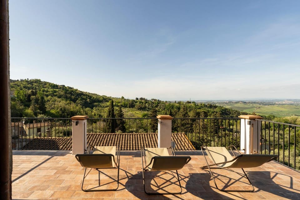 Le Vecchie Cantine Hotel in Tuscany