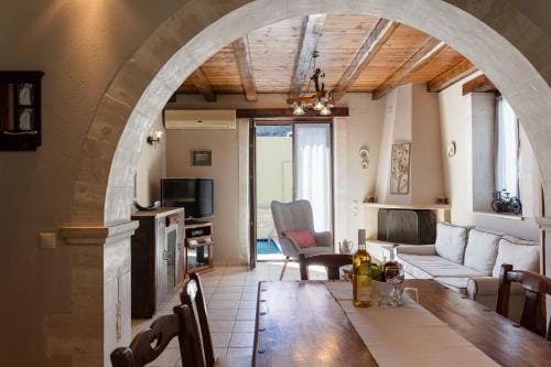 Sokaki Villas, rustic ambience Hotel in Crete
