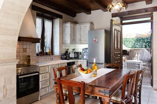 Sokaki Villas, rustic ambience Hotel in Crete