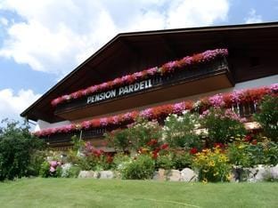 Pension Apartments Pardell Hotel in Trentino-South Tyrol