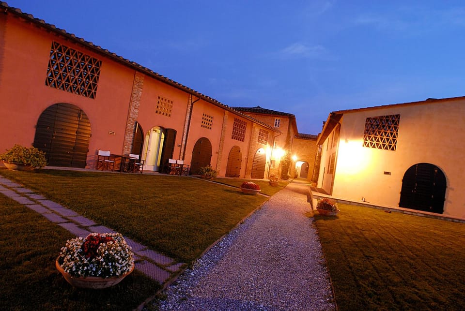Borgo Colleoli Resort Resort in Tuscany