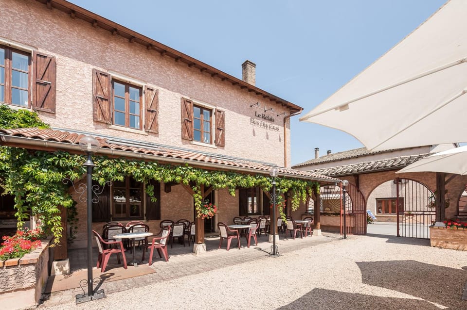 Le Relais Des Dix Crus - Logis Hotel Hotel in Auvergne-Rhône-Alpes
