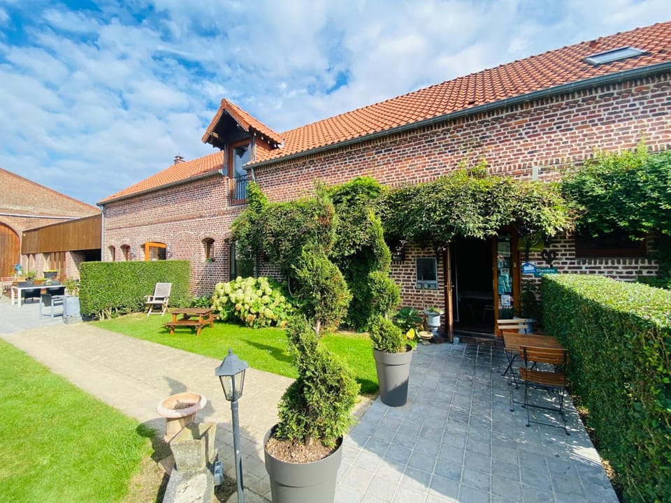 Ferme de Montecouvez Hotel in Hauts-de-France