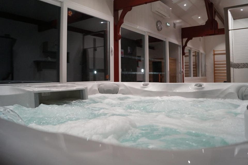 Logis Hotel Les Sources de La Nive Hotel in French Basque Country