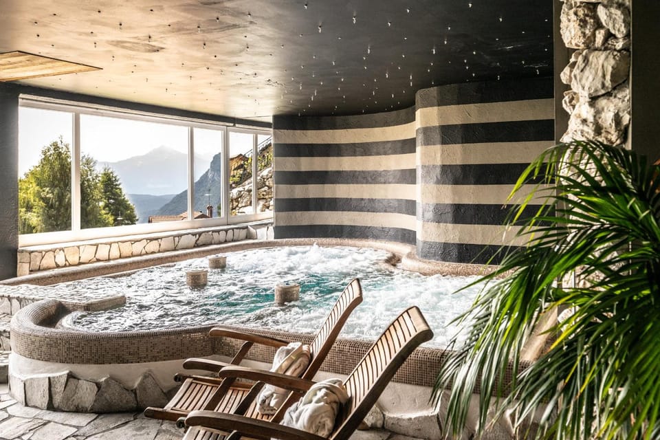 Hot tub