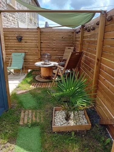 Chez Flo&Fred Hotel in Normandy