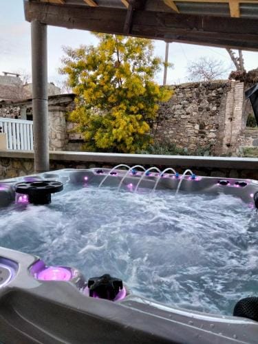 La Grange de Sabatas Hotel in Provence-Alpes-Côte d'Azur