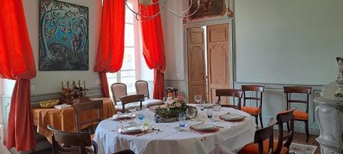 Chateau de Mauvilly Hotel in Bourgogne-Franche-Comté