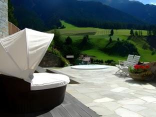 Hotel Tyrol Hotel in Villnöß