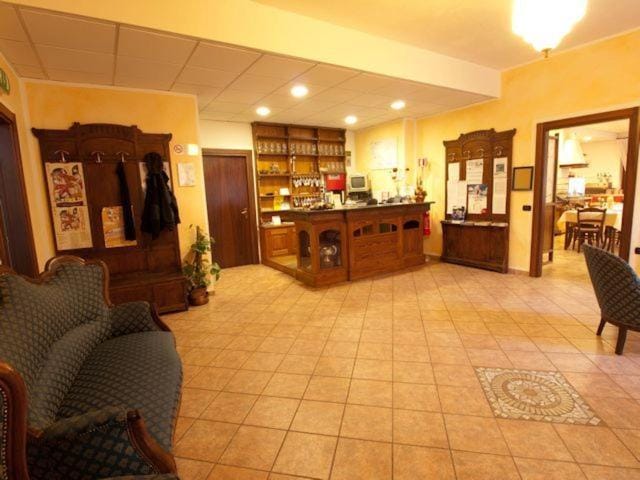 Bar/lounge