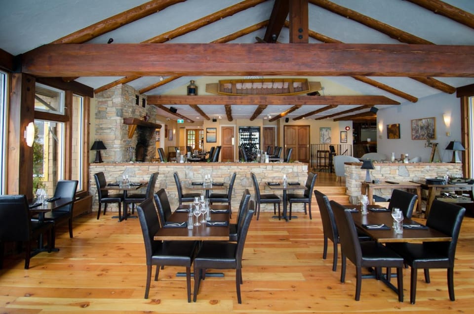Galiano Oceanfront Inn & Spa Hotel in Galiano Island