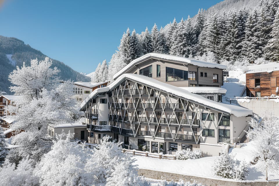 Arpuria l hidden luxury mountain home Hotel in Saint Anton am Arlberg