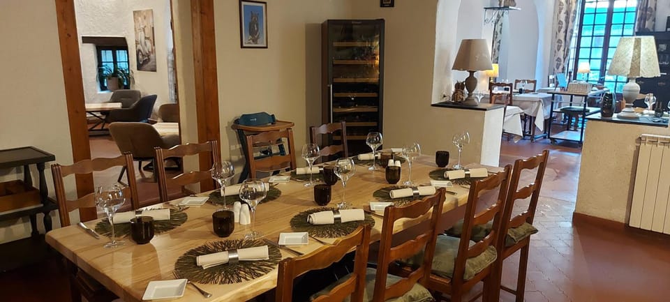 Logis Hostellerie Du Grand Duc hotel restaurant Hotel in Occitanie