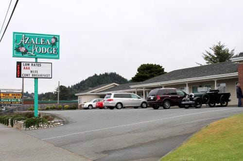 Azalea Lodge Motel in Gold Beach