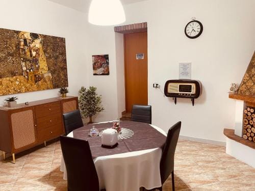 La casa dei nonni Hotel in Molise, Italy