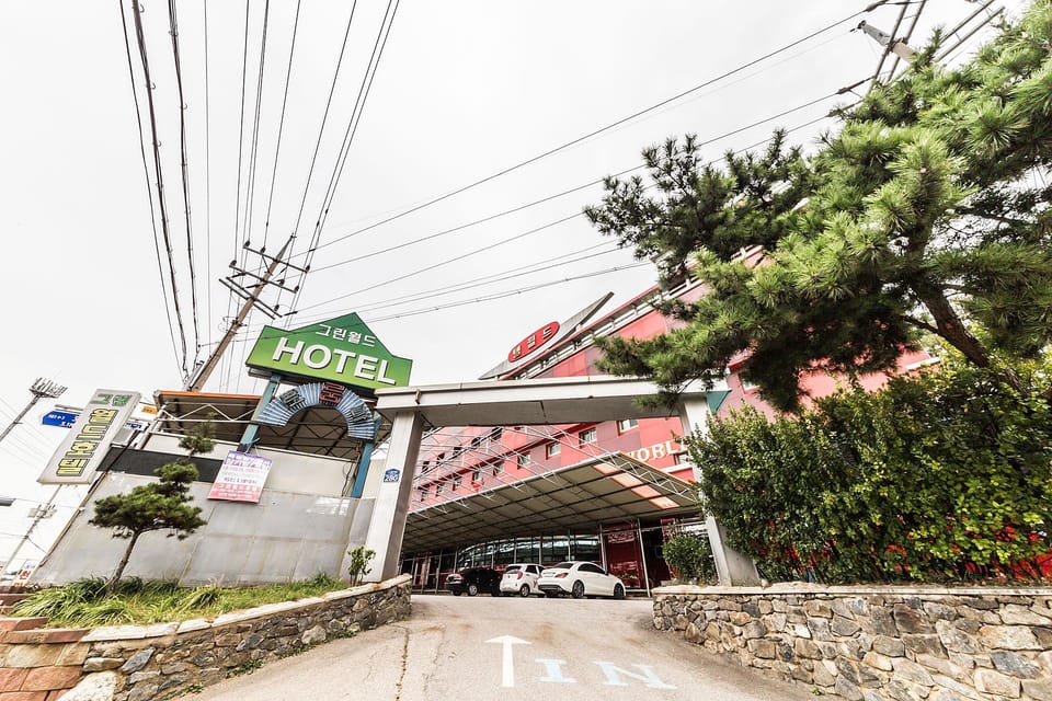 Hwaseong Green World Motel in Pyeongtaek-si