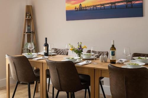 Crookes House Hotel in Weston-super-Mare