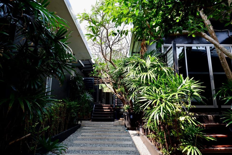 At Koh Larn Resort Resort in Chon Buri Changwat