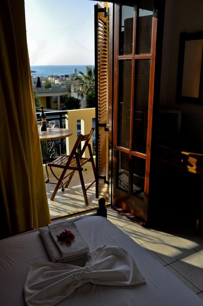 Angela Hotel in Crete