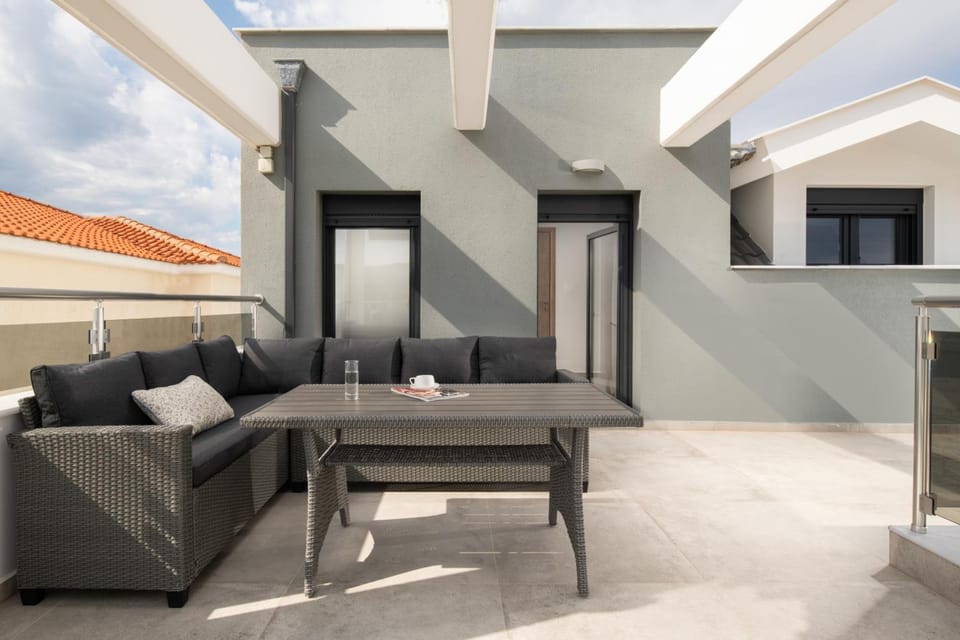 The Black Pearl Villas Hotel in Halkidiki