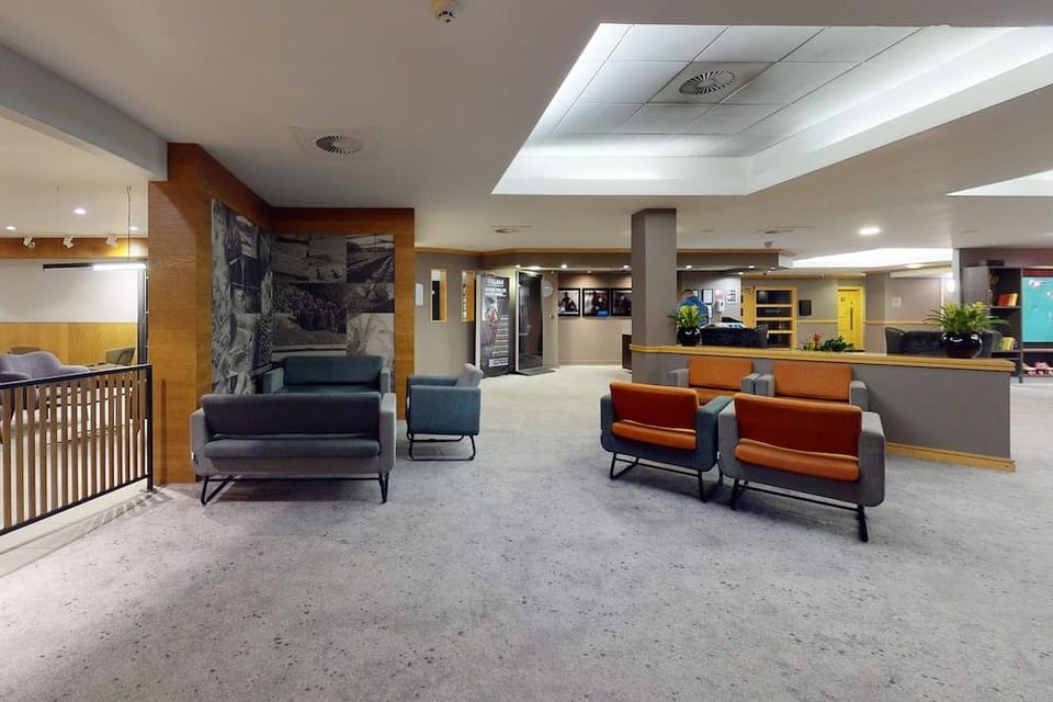 Village Urban Resort Hull Hotel in Hull
