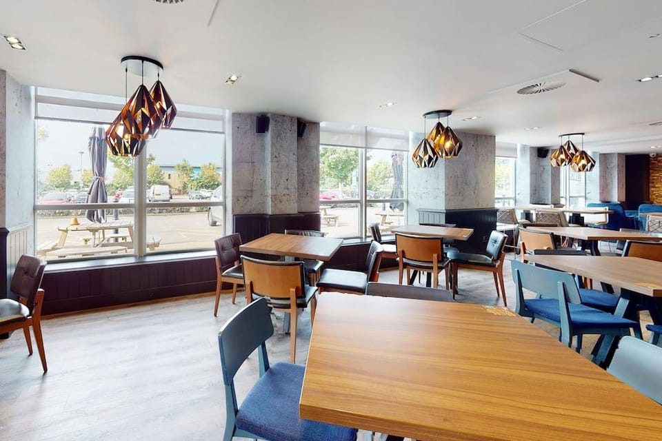 Village Urban Resort Hull Hotel in Hull