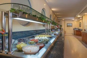 Astir Beach Hotel in Vouliagmeni
