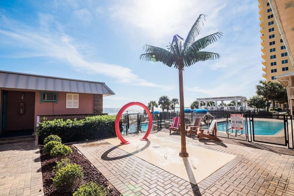 The Driftwood Lodge Hotel in Panama City Beach