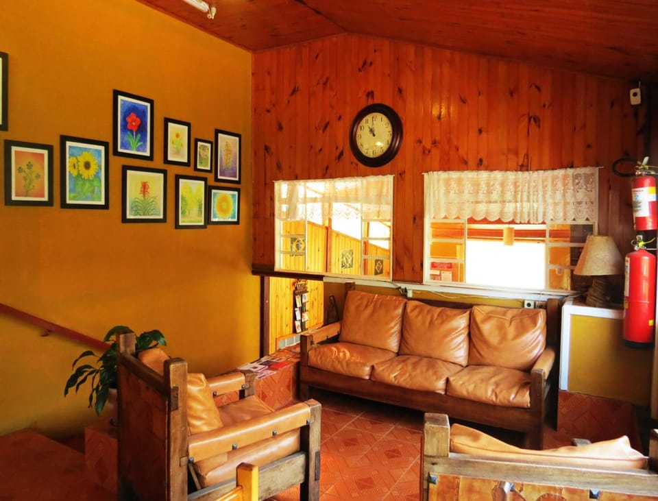 Shared lounge/TV area