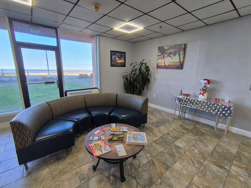 DAYS INN VIRGINIA BEACH - OCEANFRONT Hotel in Virginia Beach